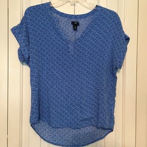 Blue geometrical blouse